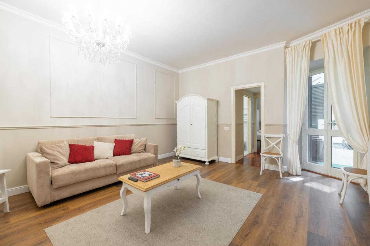 Charming Apartment With Patio A Few Steps From Colosseum Εξωτερικό φωτογραφία